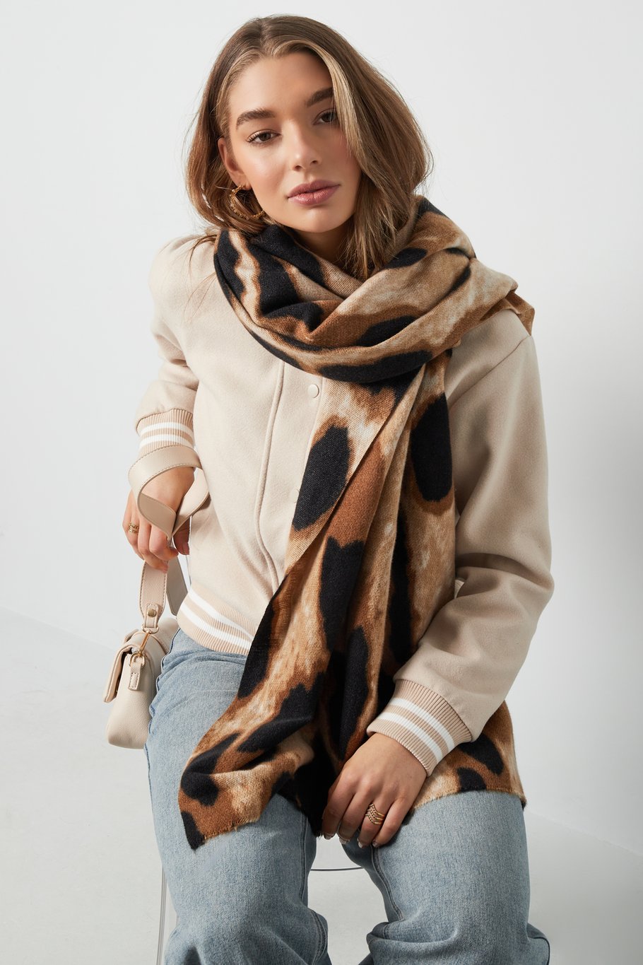 Leopard Lover Scarf - Brown Picture3